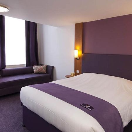 Premier Inn Tonbridge Eksteriør billede